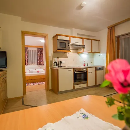 Haus Alpengruss アパート