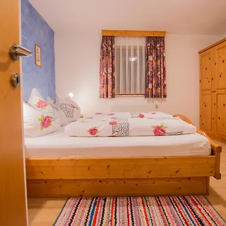 Haus Alpengruss * نيوستيف ام ستوبيتا